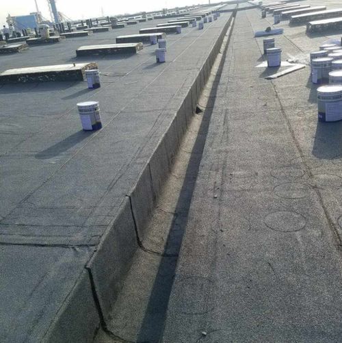 如何选择优质的防水涂料与建筑防水卷材产品